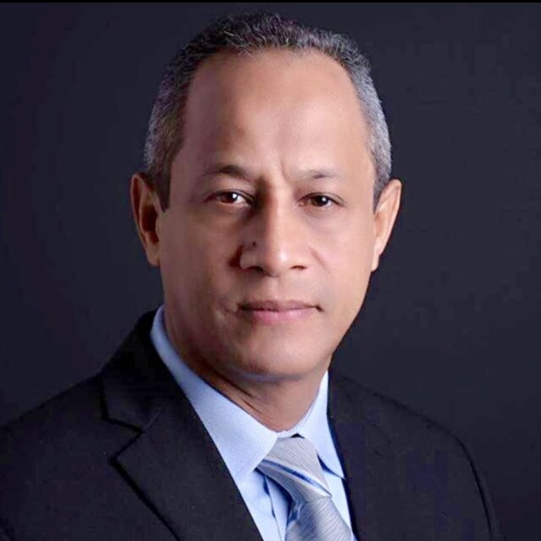César Amadeo  Peralta